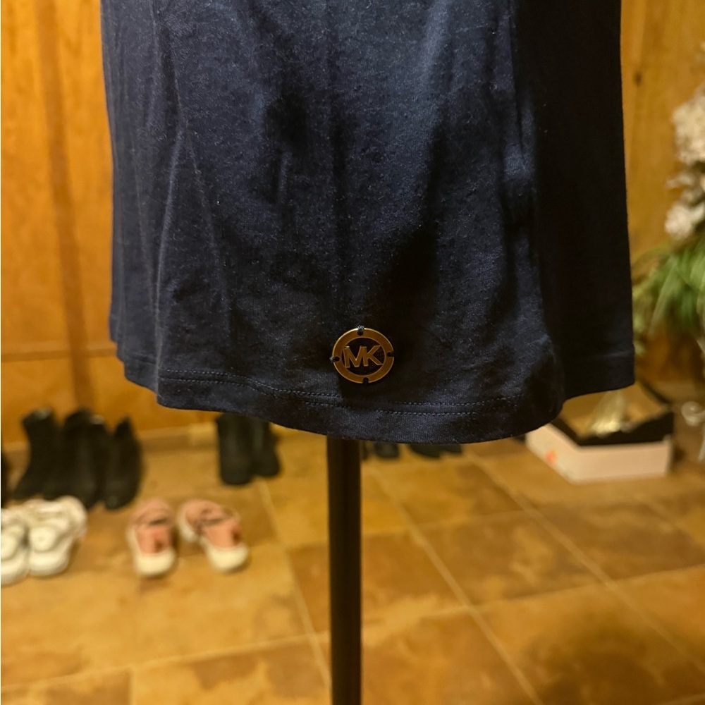 Michael Kors Women's Navy Cold-Shoulder Keyhole Tee - Picture 3 of 6